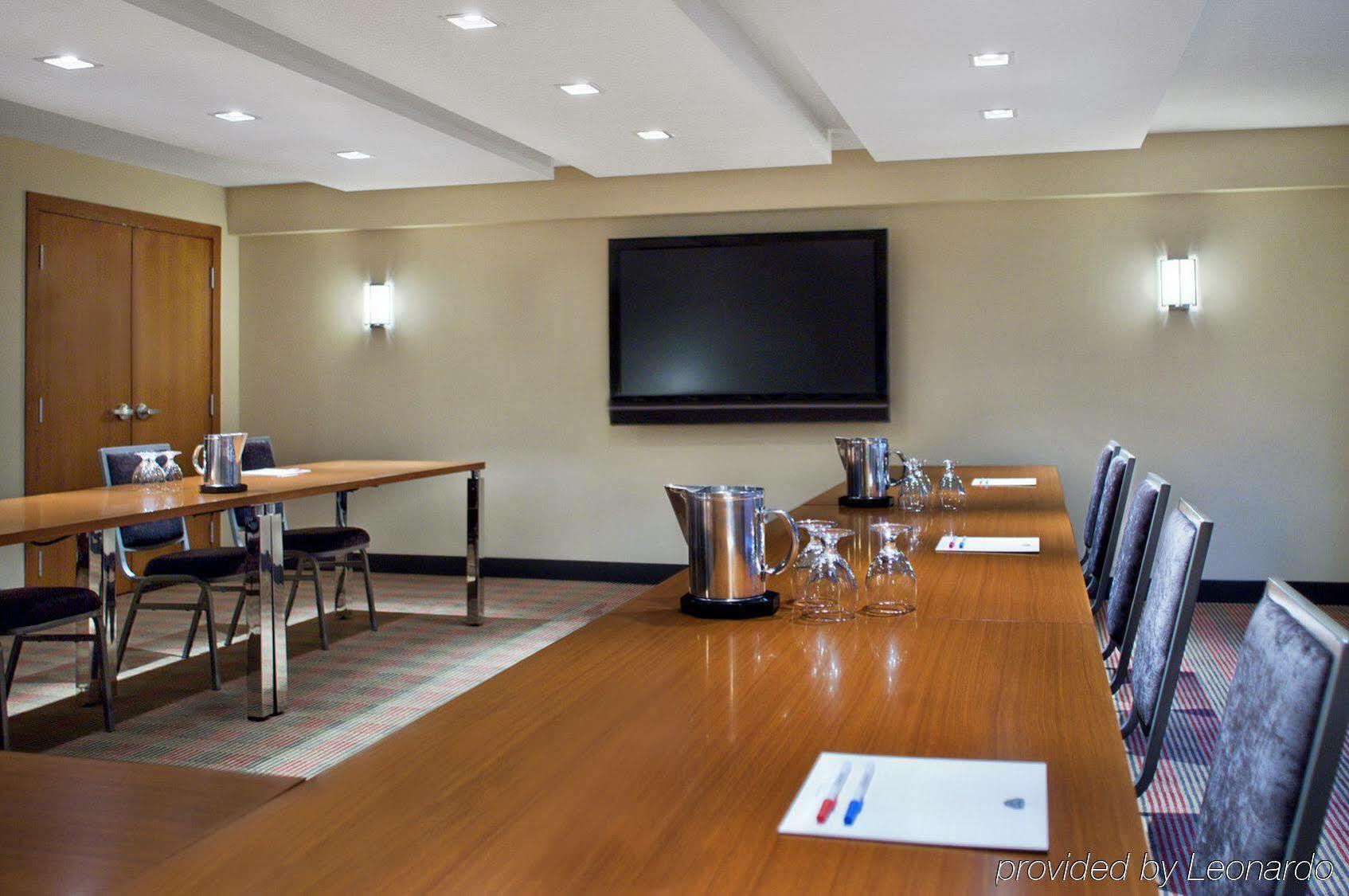 Four Points By Sheraton Winnipeg South Exteriör bild
